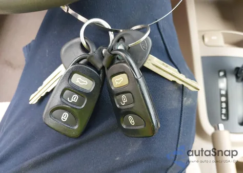 2009 Kia Spectra Ex z USA, uszkodzony, nr VIN KNAFE221895616443